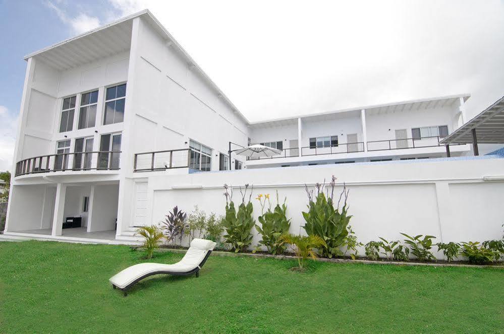 Blue Point Villa St. George's Luaran gambar